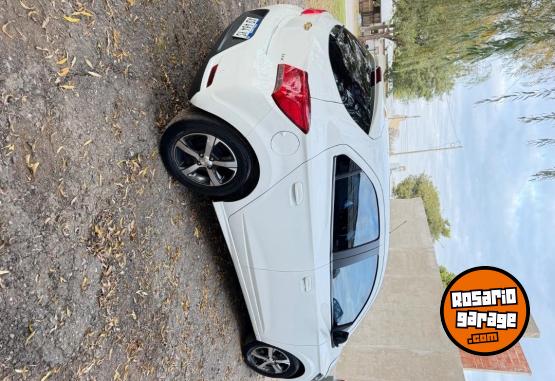Autos - Chevrolet Onix 2019 Nafta 89000Km - En Venta