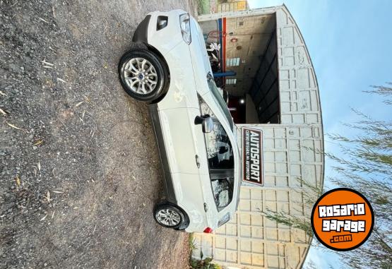 Autos - Ford Ecosport 2015 Nafta 92000Km - En Venta