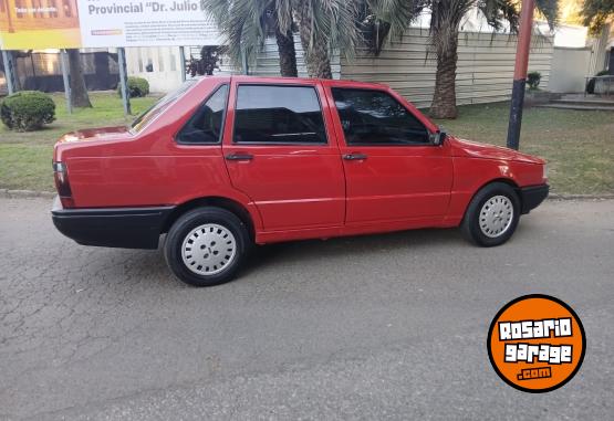 Autos - Fiat Duna base 1995 GNC 211000Km - En Venta