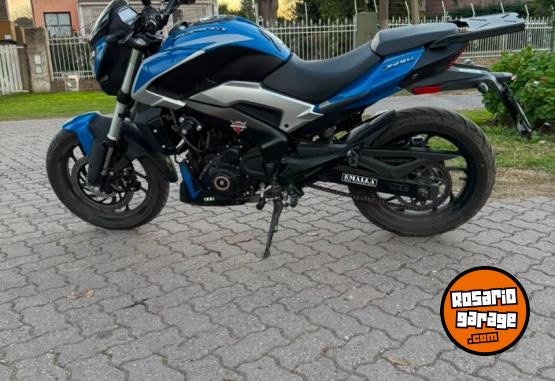 Motos - Bajaj dominar 2024 Nafta 3200Km - En Venta