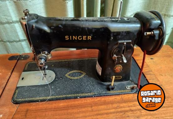 Hogar - Oportunidad: M�quina Singer Cl�sica Completa (Pie de Hierro y Mueble) - En Venta