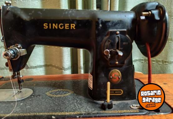 Hogar - Oportunidad: M�quina Singer Cl�sica Completa (Pie de Hierro y Mueble) - En Venta