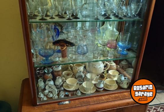 Hogar - Mueble Bazarera Antigua Americana Impecable + Cristaler�a Completa - En Venta