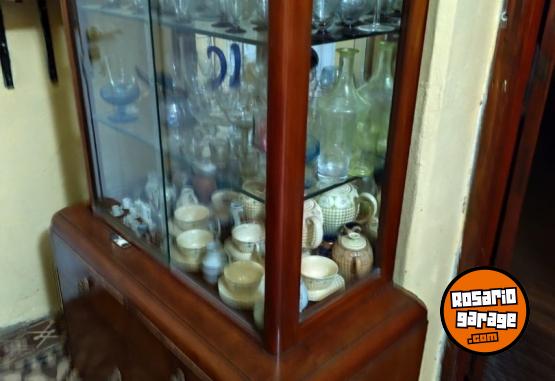 Hogar - Mueble Bazarera Antigua Americana Impecable + Cristaler�a Completa - En Venta