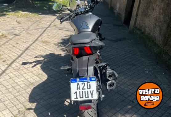 Motos - Bajaj Dominar 400 2024 Nafta 6000Km - En Venta