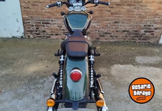 Motos - Royal Enfield S�per meteor 2023 Nafta 11000Km - En Venta