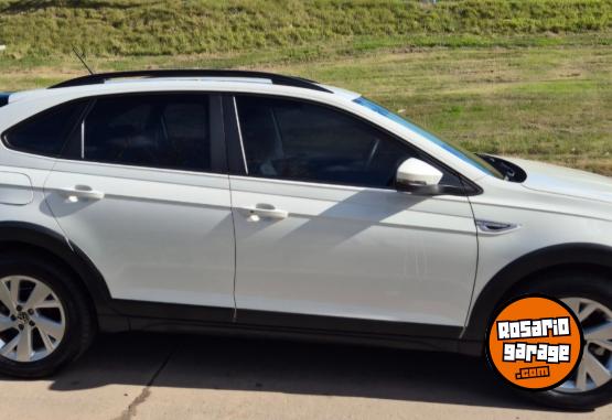 Autos - Volkswagen Nivus 2024 Nafta 23000Km - En Venta