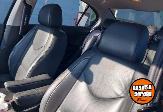 Autos - Peugeot 408 2011 Nafta 189000Km - En Venta