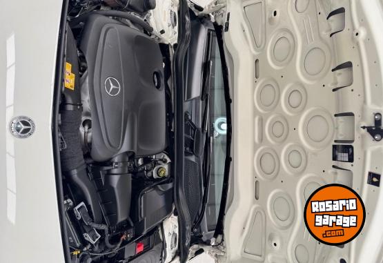 Autos - Mercedes Benz A200 a 200 IMPECABLE 2017 Nafta 160000Km - En Venta