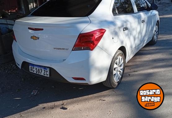 Autos - Chevrolet Prisma 2018 GNC 150000Km - En Venta