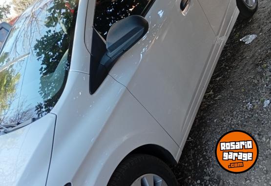 Autos - Chevrolet Prisma 2018 GNC 150000Km - En Venta