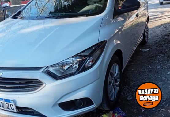 Autos - Chevrolet Prisma 2018 GNC 150000Km - En Venta