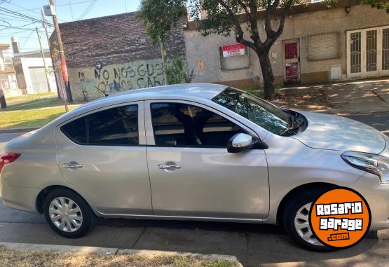 Autos - Nissan 2019 SENSE 2019 Nafta 124000Km - En Venta