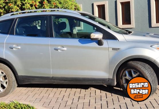 Autos - Ford Kuga Titanium 2011 Nafta 200000Km - En Venta