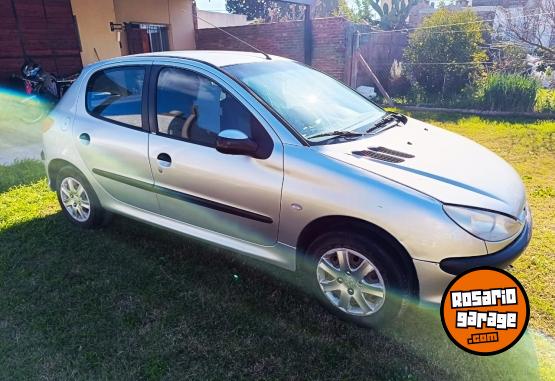 Autos - Peugeot 206 2005 Diesel 194000Km - En Venta