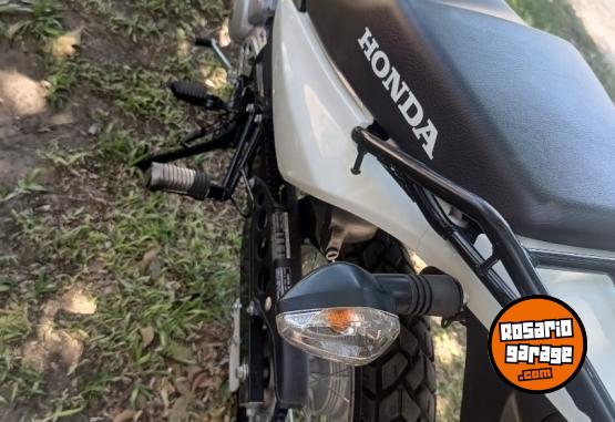Motos - Honda XR 150 2024 Nafta 2750Km - En Venta