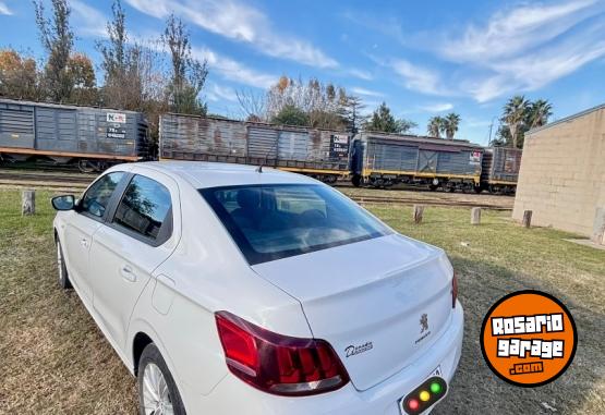 Autos - Peugeot 301 2017 Diesel 184000Km - En Venta