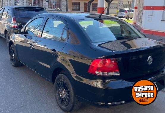 Autos - Volkswagen Voyage 2012 Nafta 130000Km - En Venta