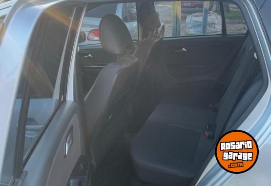 Autos - Volkswagen Suran fox 2013 Nafta 102000Km - En Venta