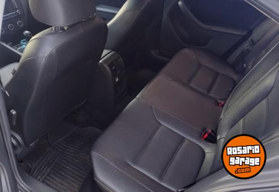 Autos - Volkswagen Vento 2.5 luxury 2014 Nafta 135000Km - En Venta