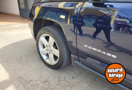 Camionetas - Jeep Compass 2012 Nafta 89900Km - En Venta