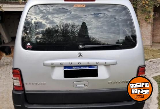 Utilitarios - Peugeot Partner Patagonica 2019 Diesel 115000Km - En Venta