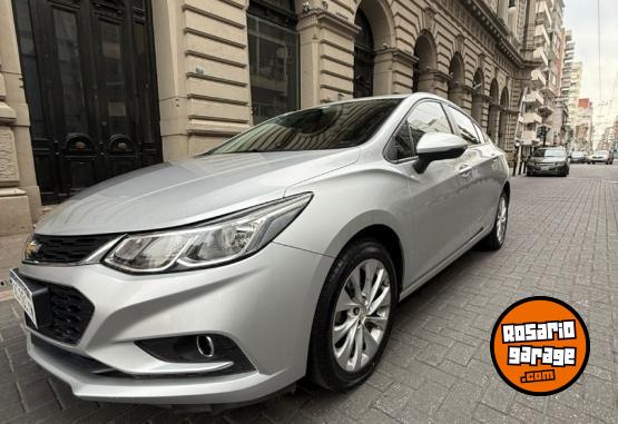 Autos - Chevrolet cruze 2019 Nafta 70000Km - En Venta