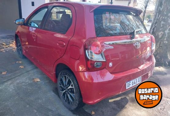 Autos - Toyota Etios XLS 2022 Nafta 46000Km - En Venta