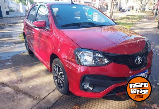 Autos - Toyota Etios XLS 2022 Nafta 46000Km - En Venta