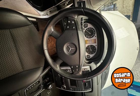 Autos - Bmw Mercedes benz B180 2011 Nafta 150000Km - En Venta