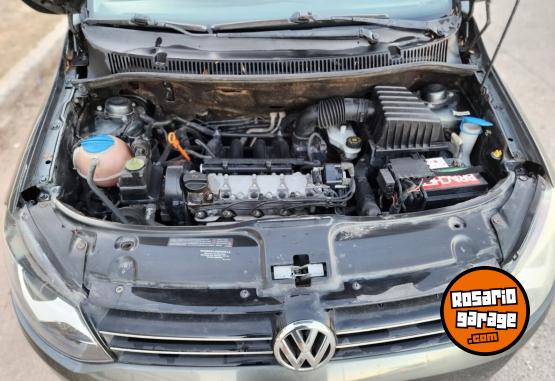 Autos - Volkswagen Suran Trendline 2014 Nafta 175000Km - En Venta