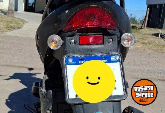 Motos - Kymco Agility 2023 Nafta 5518Km - En Venta