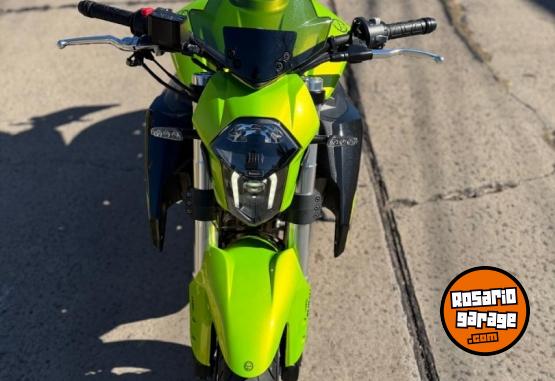 Motos - Benelli TNT 600i modelo 2023 2023 Nafta 28000Km - En Venta