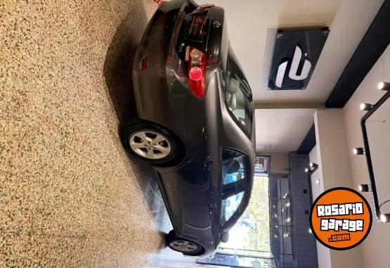 Autos - Toyota Corolla 2013 Nafta 170000Km - En Venta