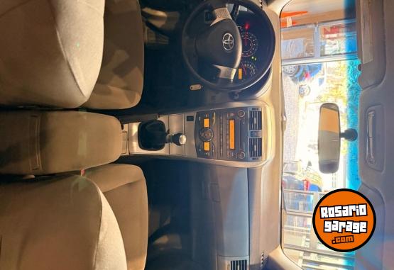 Autos - Toyota Corolla 2013 Nafta 170000Km - En Venta