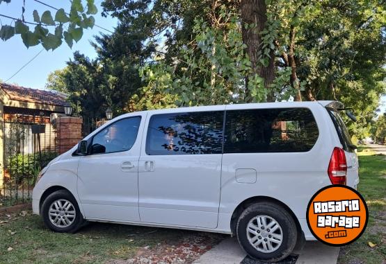 Utilitarios - Hyundai H1 2017 Nafta 105000Km - En Venta