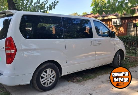 Utilitarios - Hyundai H1 2017 Nafta 105000Km - En Venta