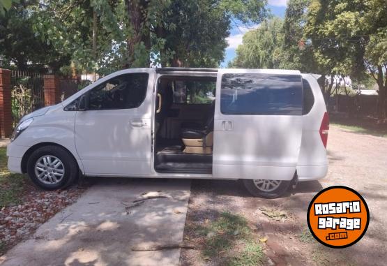 Utilitarios - Hyundai H1 2017 Nafta 105000Km - En Venta