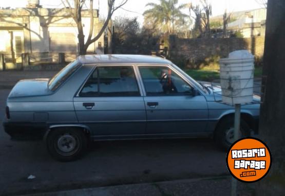 Autos - Renault Vase 1993 Nafta 200000Km - En Venta