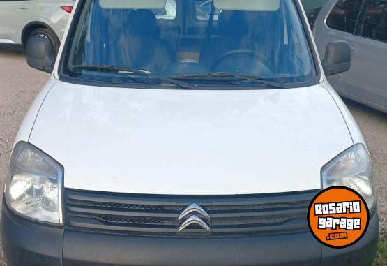 Autos - Citroen Berlingo 2023 Nafta 198000Km - En Venta