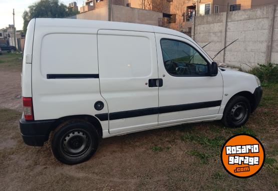 Utilitarios - Citroen Berlingo 2018 Diesel 130000Km - En Venta