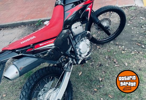 Motos - Honda Xr tornado 250 2014 Nafta 37000Km - En Venta