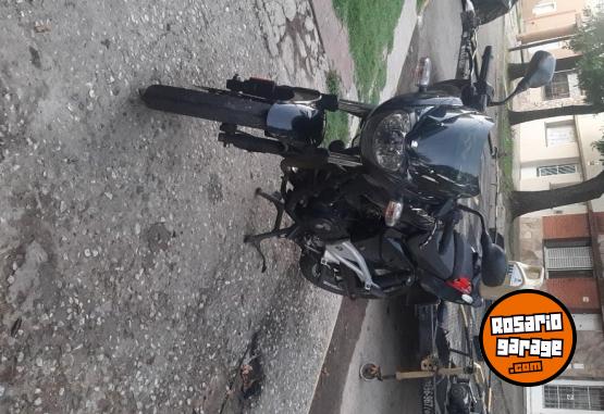 Motos - Bajaj 180 2011 Nafta 11111Km - En Venta