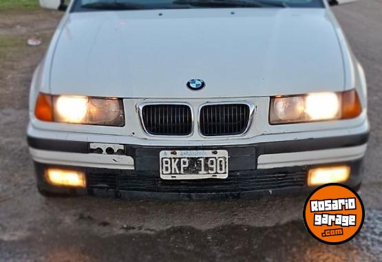 Autos - Bmw 318 Ti compac 1997 Nafta 300000Km - En Venta