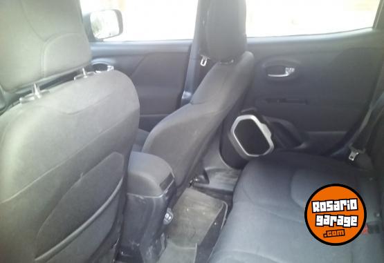 Camionetas - Jeep 2020  renegade sport 2020 Nafta 167000Km - En Venta