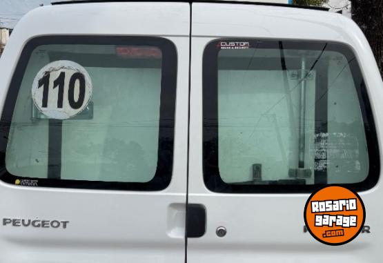 Utilitarios - Peugeot Partner 2020 GNC 140000Km - En Venta