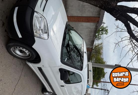 Utilitarios - Peugeot Partner 2020 GNC 140000Km - En Venta