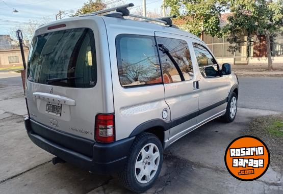 Utilitarios - Peugeot Partner 2013 2013 Nafta 200000Km - En Venta