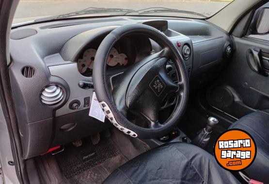 Utilitarios - Peugeot Partner 2013 2013 Nafta 200000Km - En Venta