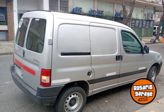 Utilitarios - Citroen Berlingo Furgon 1.6 HDI 2017 Diesel  - En Venta